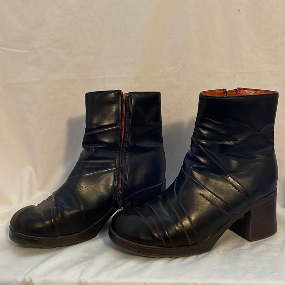 No Boundaries vintage 90s boots